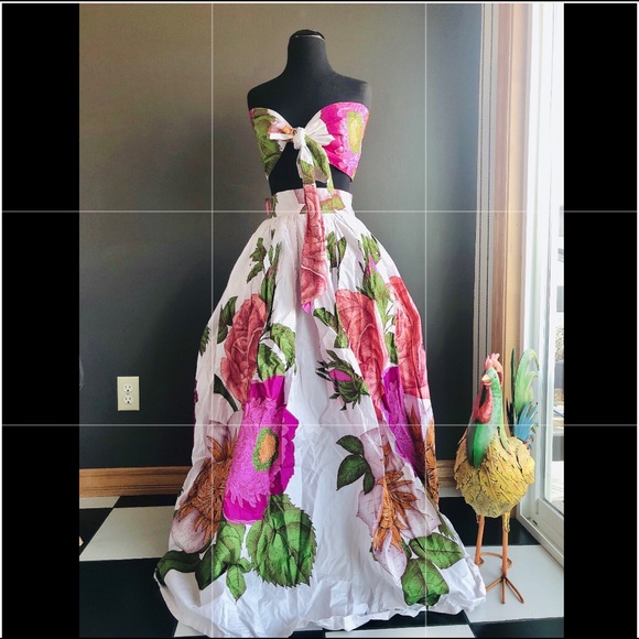 CHEN BURKETT Dresses & Skirts - Floral Dress ( CHEN BUEKETT)